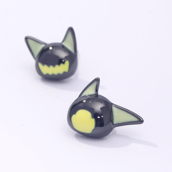 Thaya Biting Cat Earrings