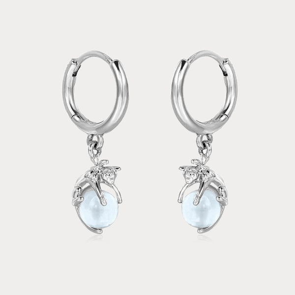 Thaya Cat Star Earrings