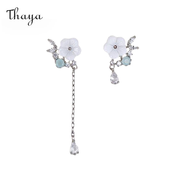 Thaya  Shell Flower Earrings
