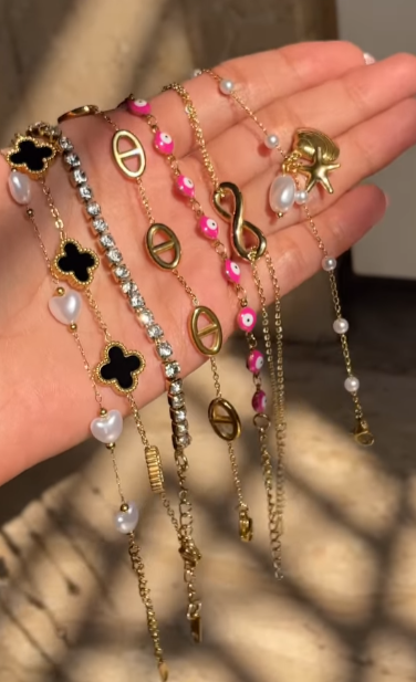 Thaya Lux Stylish Bracelet