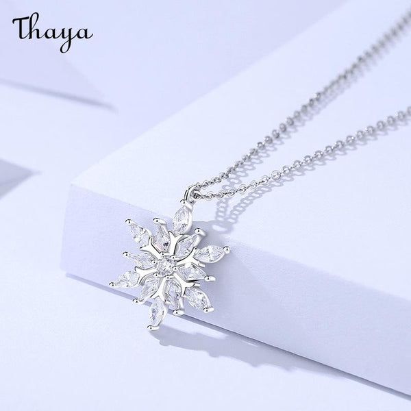 Thaya S925 Silver Snowflake Zircon Necklace