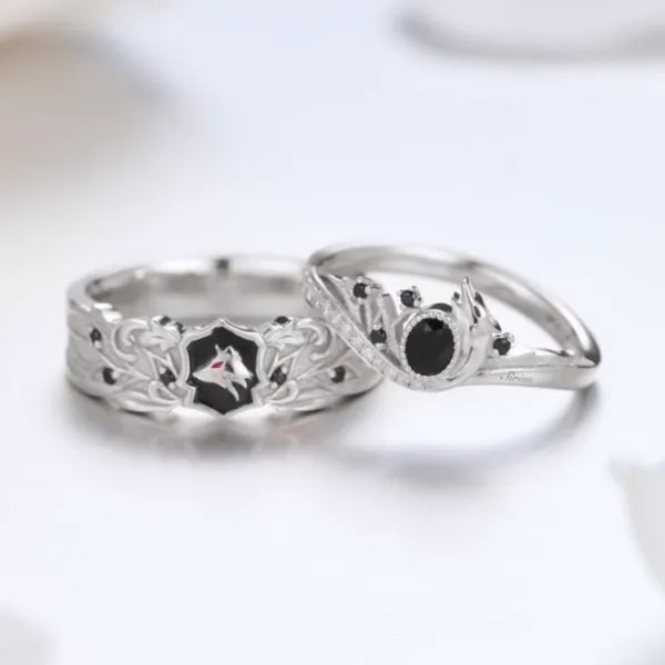 Thaya Wolf Ring Set