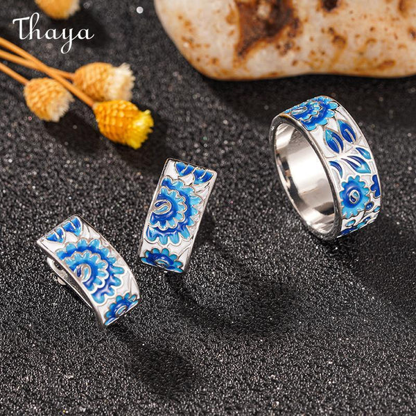 Thaya Enamel Blooming Flower Ring &Earrings