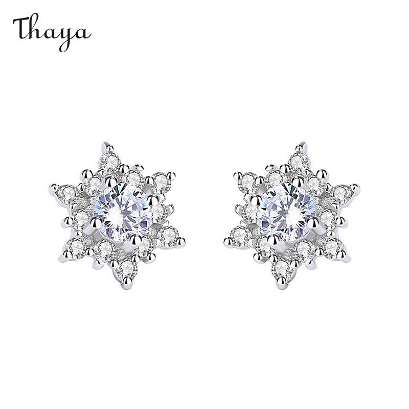 Boucles d'oreilles Thaya en forme d'étoile à six branches et flocons de neige de Noël