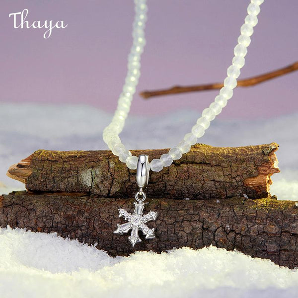 Thaya S925 Silver Christmas Winter Snowflake Necklace