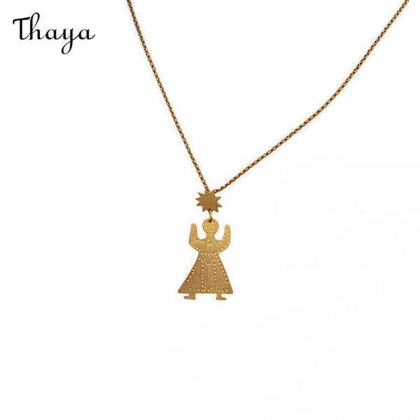 Thaya Gold Matte Texture Lucky Star Girl Necklace