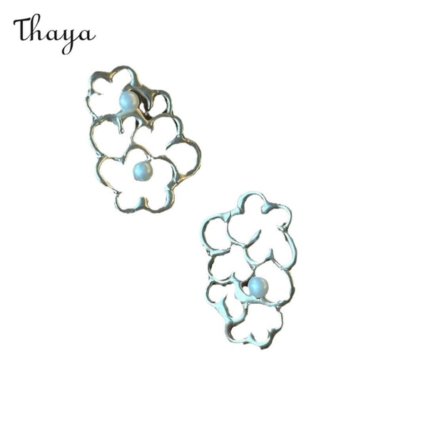 Thaya Einzigartige Perlenblumen-Ohrstecker
