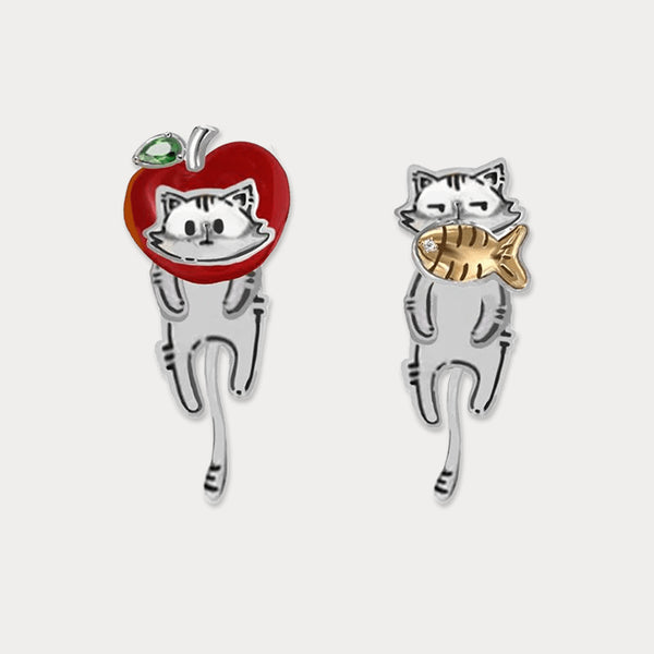 Thaya Cat Pendant Necklace