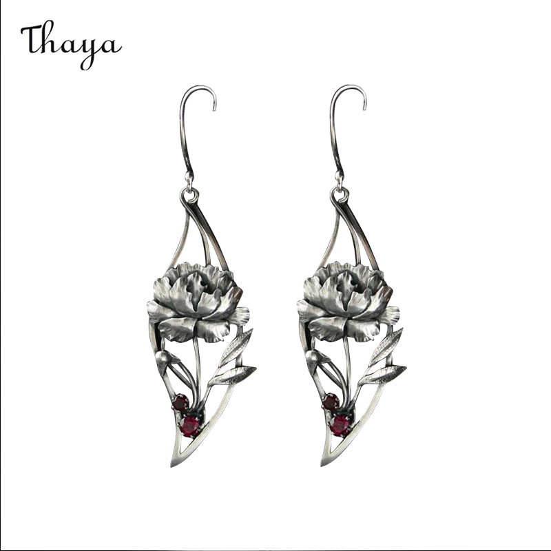 Boucles d'oreilles élégantes à motif pivoine florale Thaya