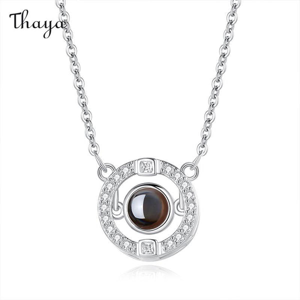 Thaya Personalized Dynamic Photo Necklace