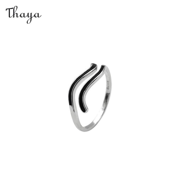 Thaya 925 Silver Black Wave Ring