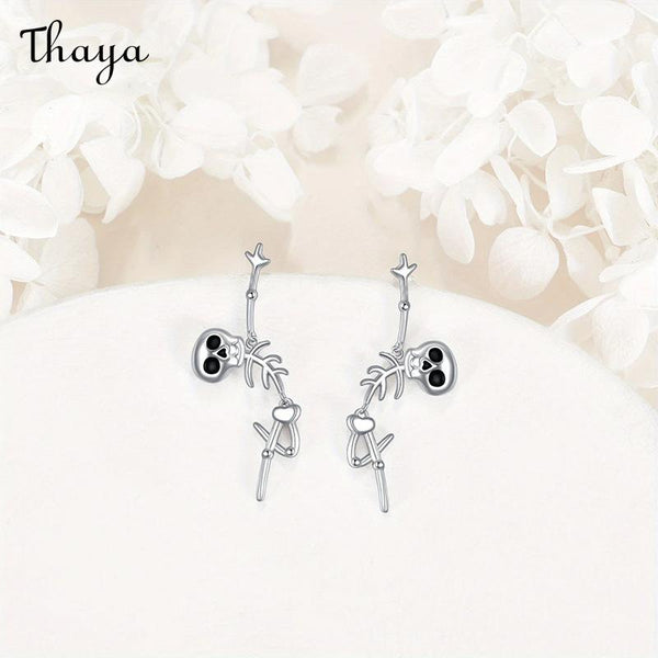 Thaya Funny Skull Earrings