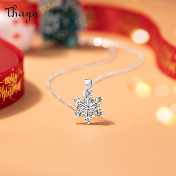 Thaya S925 Silver Christmas Snowflake Necklace