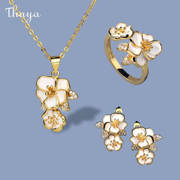 Thaya Daisy Fresh Enamel Jewelry Set