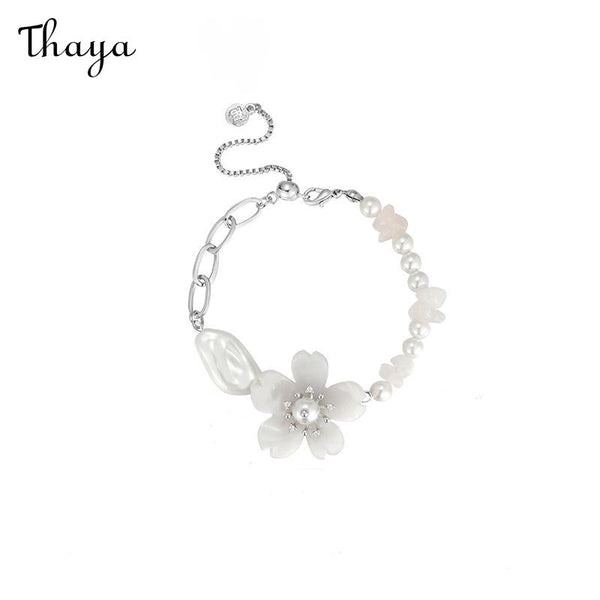 Thaya White Flower Beaded Bracelet