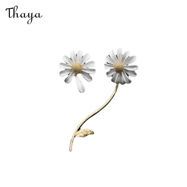 Thaya Daisy Flower Jewelry Set