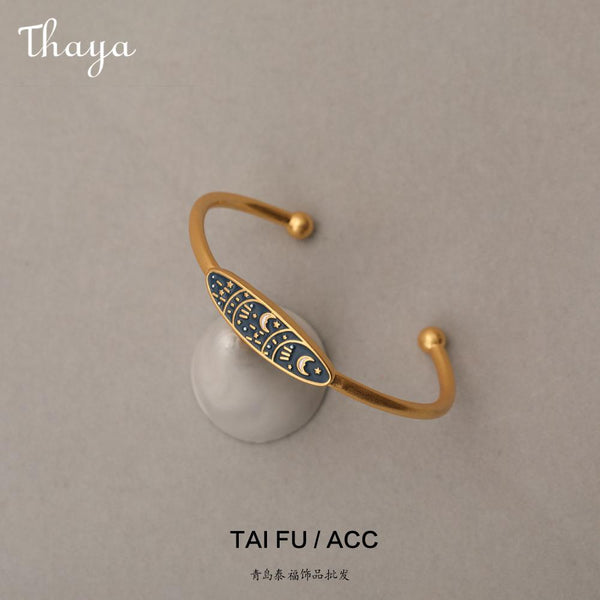 Thaya Crescent Moon and Stars Bangle