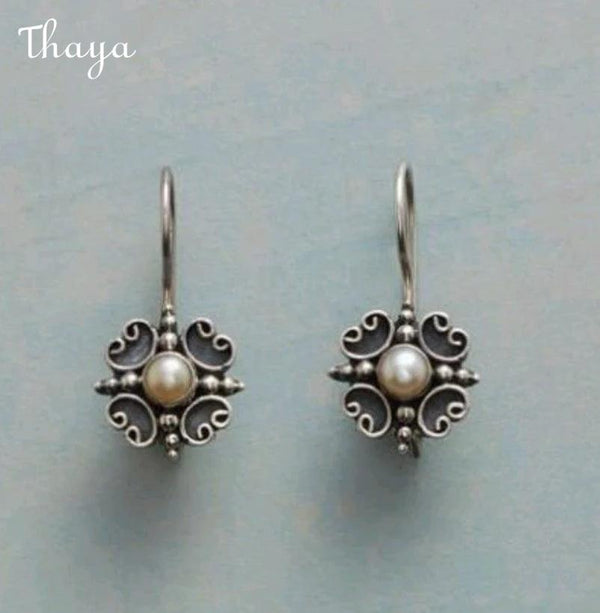 Thaya  Retro Fashion Floral Pearl Drop Earrings