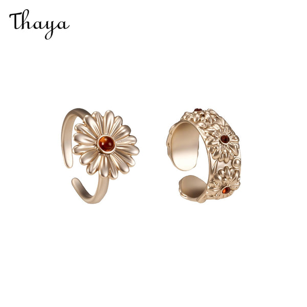 Thaya Daisy Series French Vintage Ring
