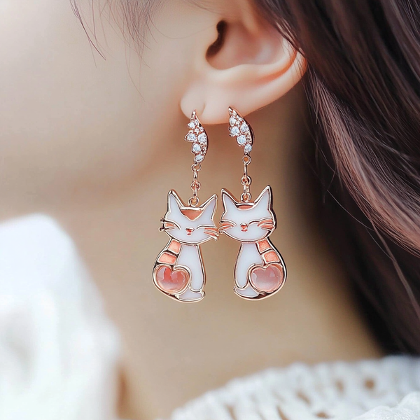 Thaya Pink&White Funny Cat Earrings