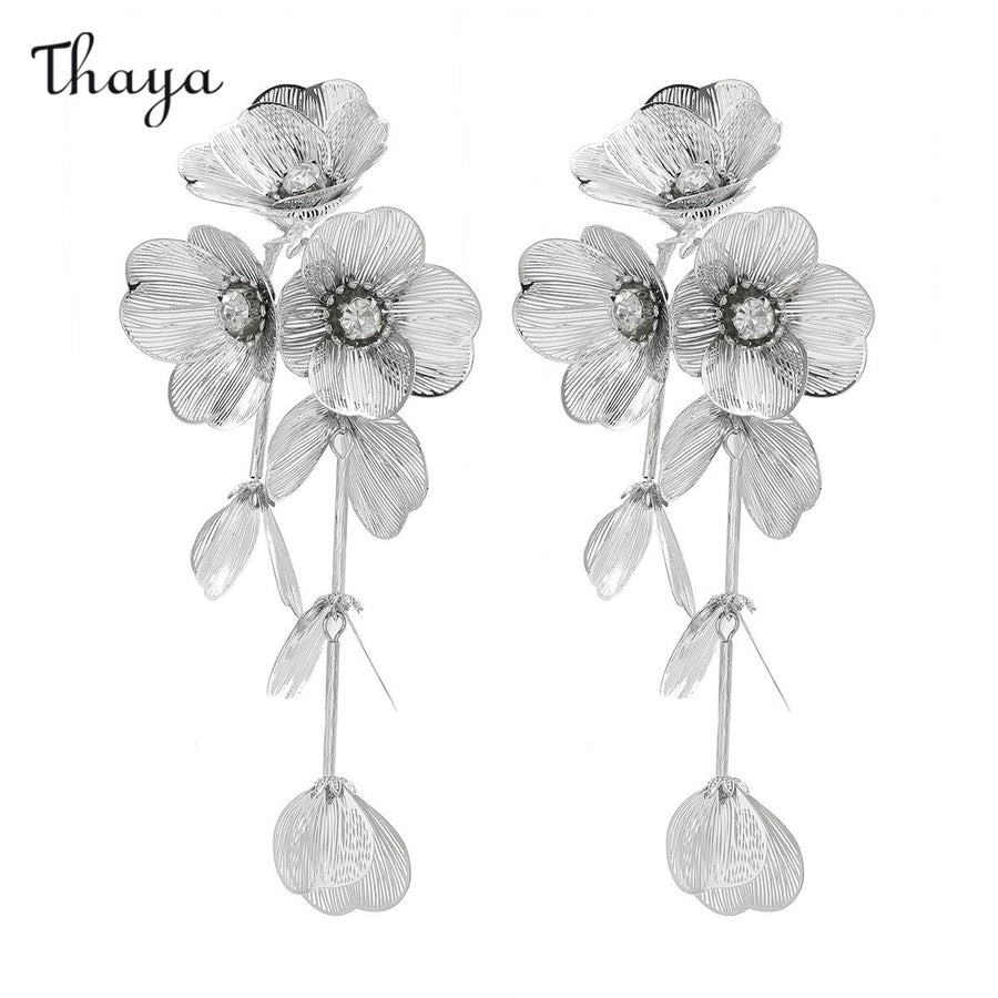 Thaya Floral Dangle Earrings