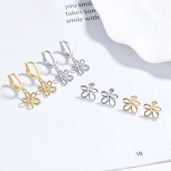 Thaya S925 Silver Lovely Flower Earrings