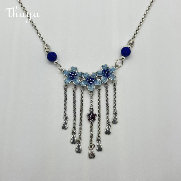 Thaya Retro Enamel 3 Flowers Necklace