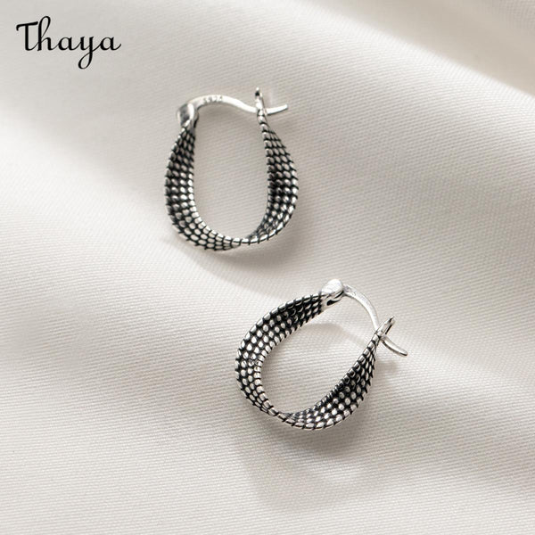 Thaya 925 Silver Vintage Line Twist Ear Buckles