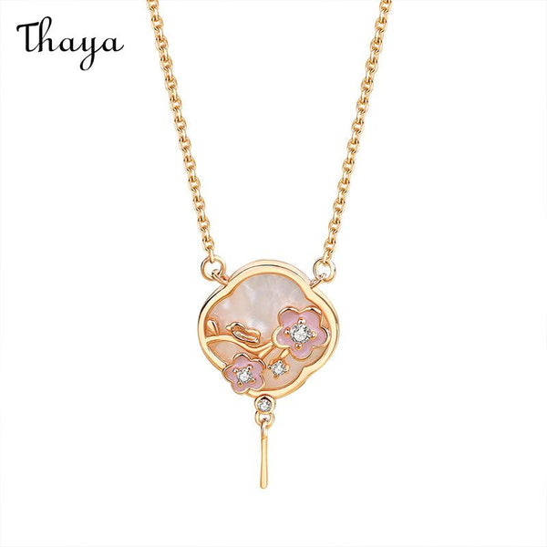 Thaya 925 Silver Vintage Relief Flower Petal Fan Necklace