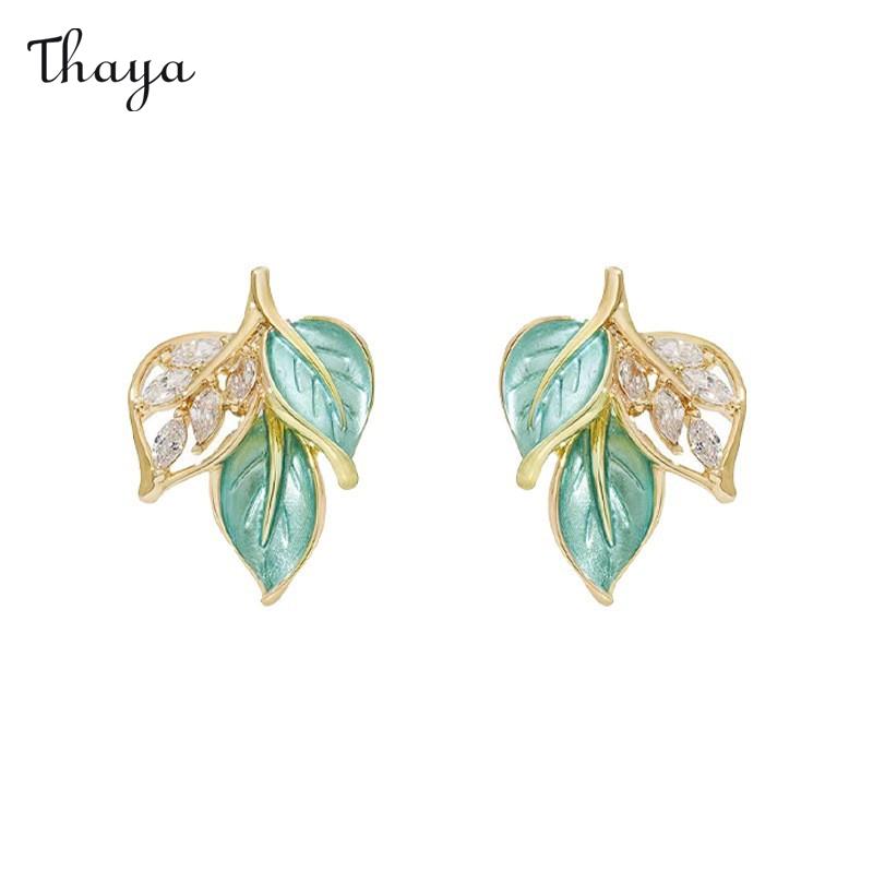 Thaya Flower Kleine Ohrringe mit frischem Zirkon